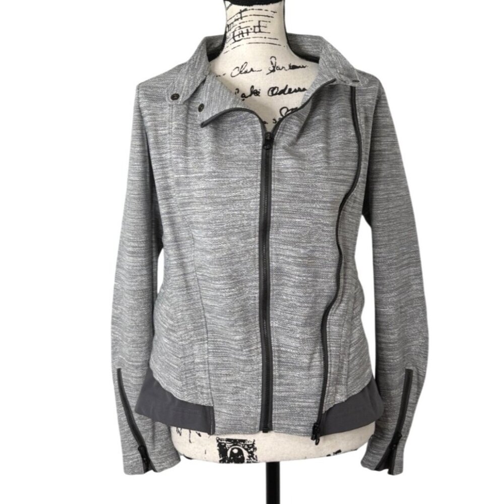 Lululemon Women Size 6 Bust A Move Jacket Peplum Gray Removeable-Hood - Picture 3 of 8